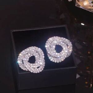 Elegant Full Rhinestones Oversized Round Stud Earrings